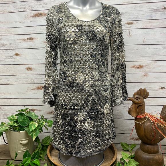 MECHANT Layering Cut Out Bell Sleeve Mini Little Black White Dress Size S - Picture 8 of 12